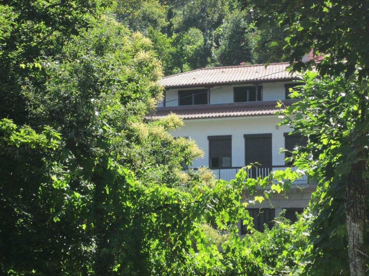 Casa De Casarelhos - Vistas Rio, Campo E Montanha - Lareira Apartment Geres Exterior photo